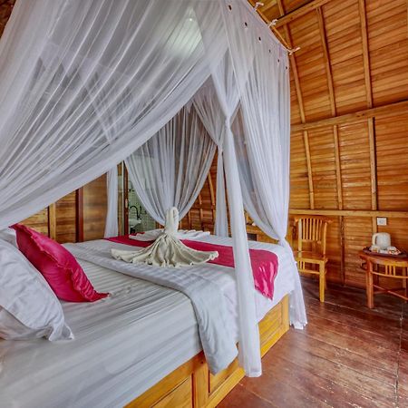Santen Beach Bungalows Ped エクステリア 写真
