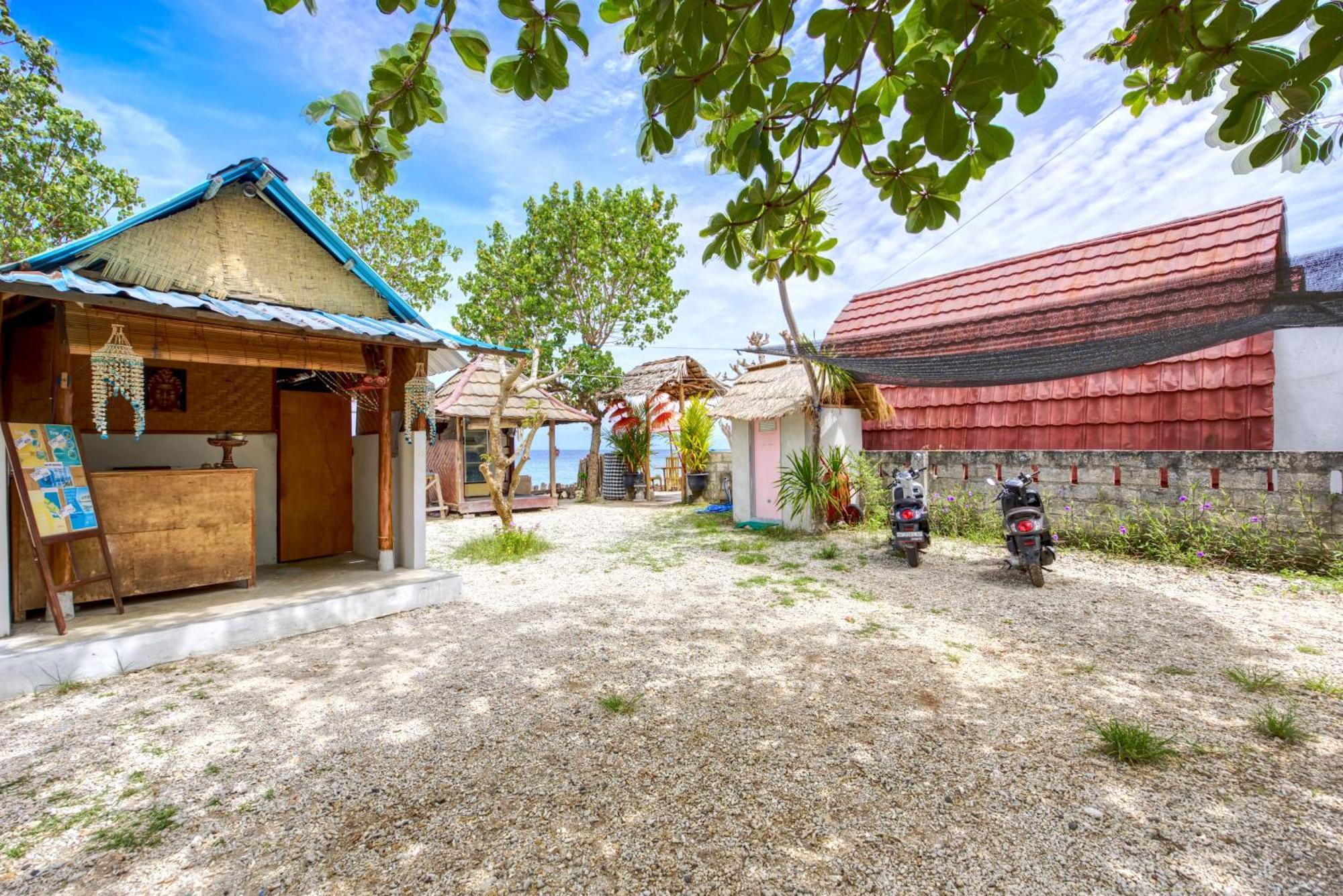 Santen Beach Bungalows Ped エクステリア 写真