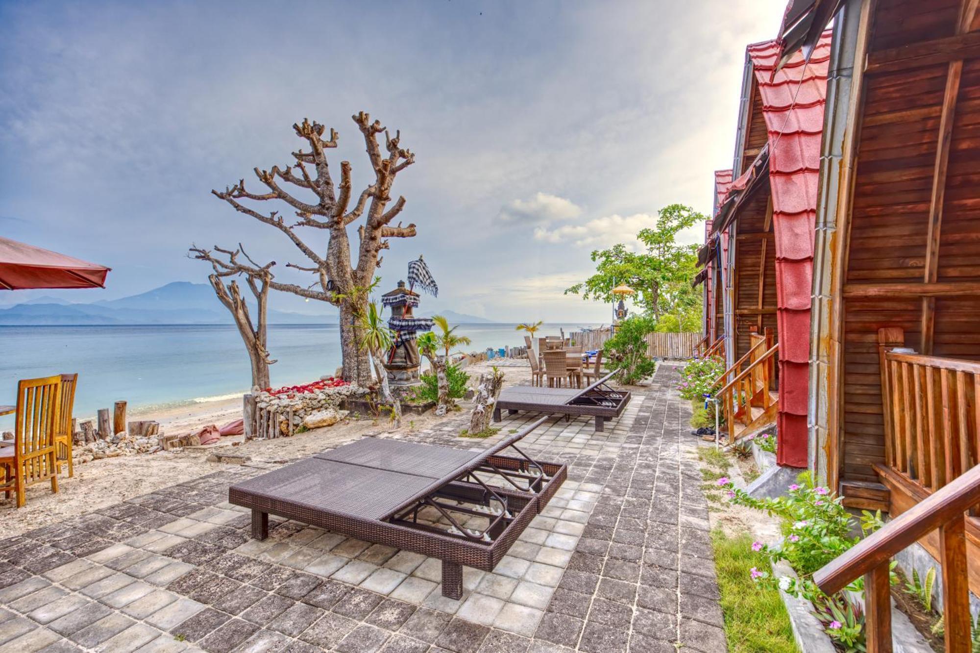 Santen Beach Bungalows Ped エクステリア 写真