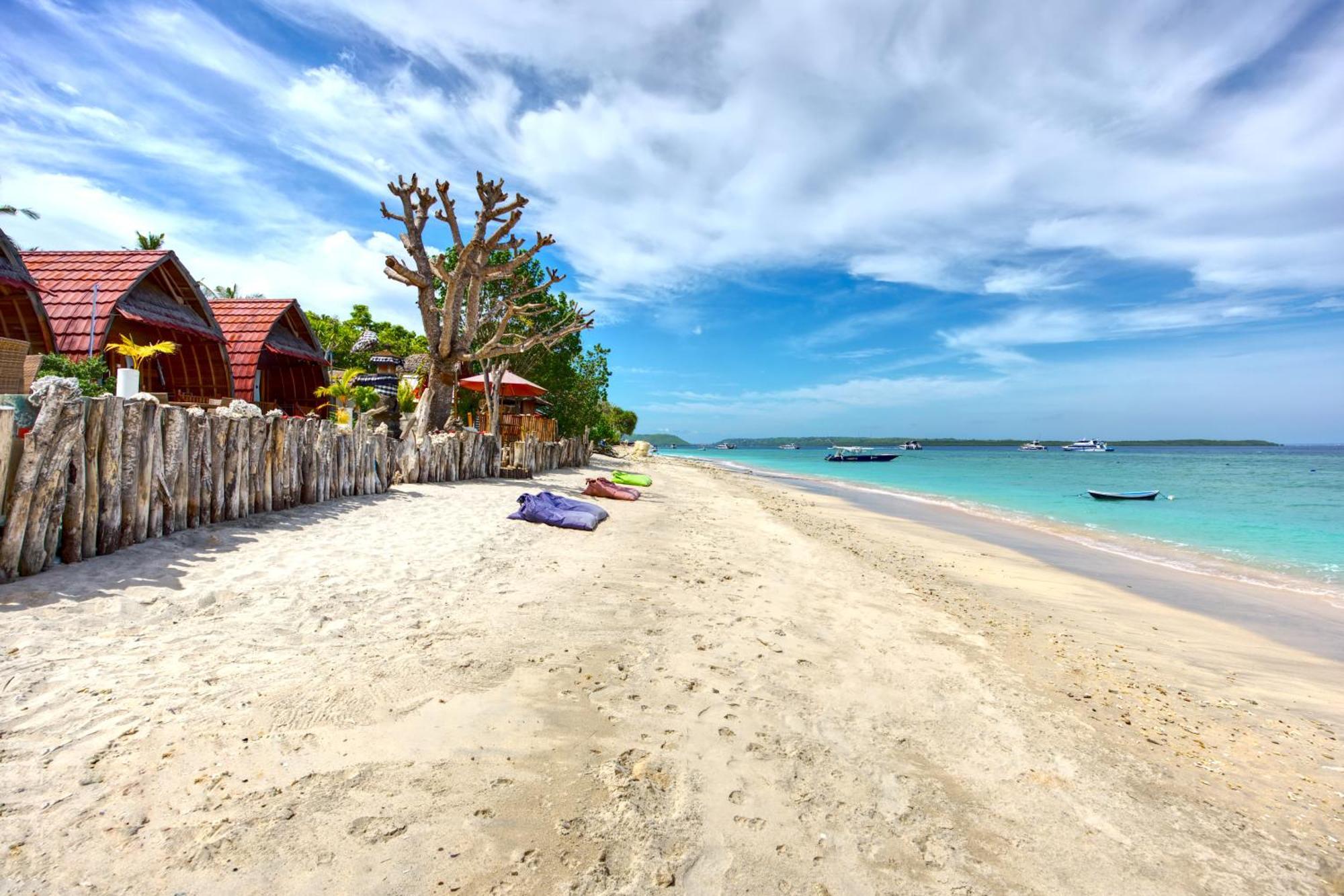 Santen Beach Bungalows Ped エクステリア 写真